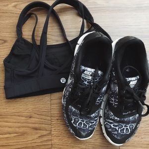 6.5 Snakeskin Nike Free 5.0 Black & White Sneaker